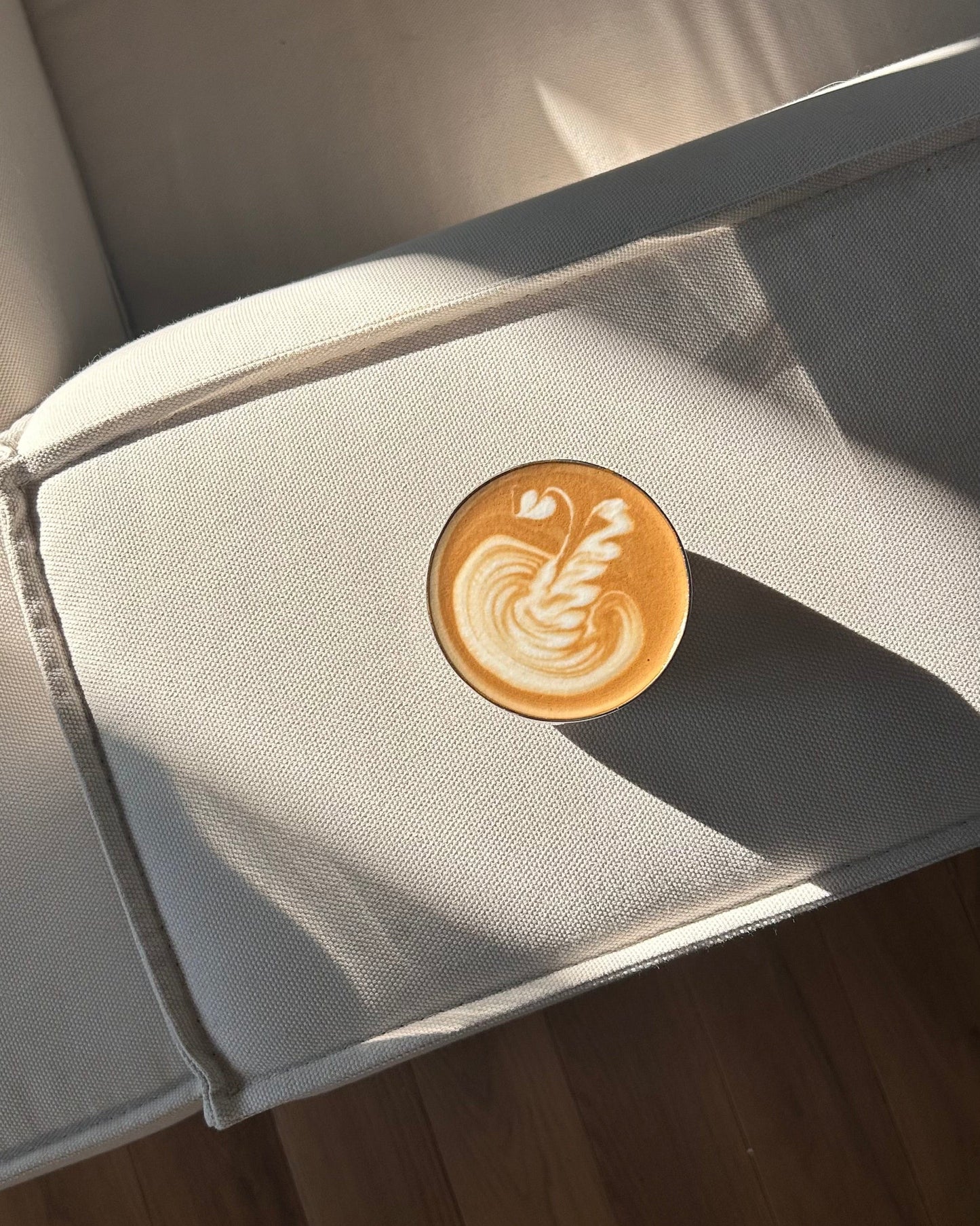 nelencio studio cup invisible - second choice